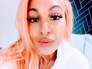 Ebony_Diamonds's Webcam Screen Cap